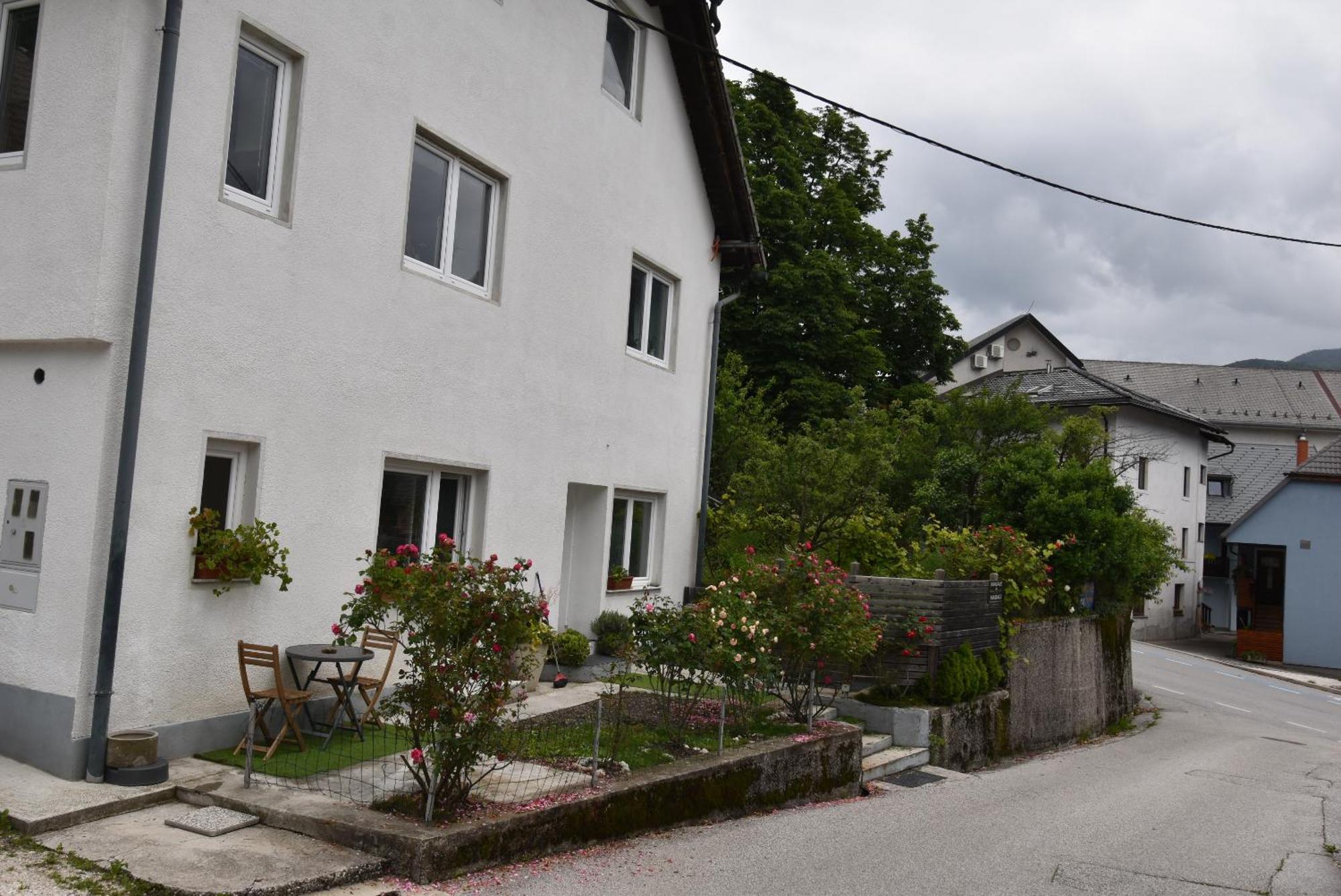 Apartments Free Alps, Massage & Wine Bovec Eksteriør billede