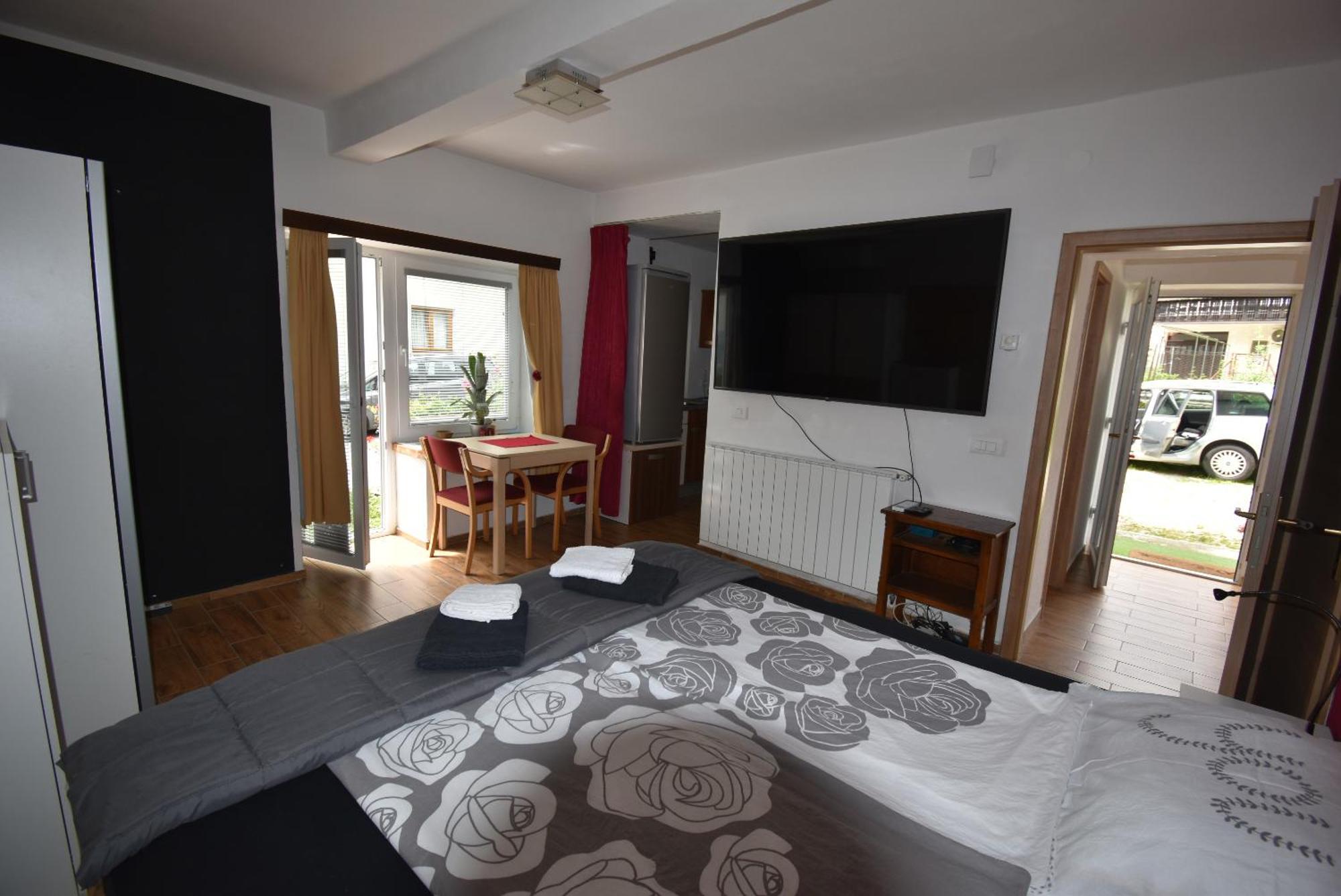 Apartments Free Alps, Massage & Wine Bovec Eksteriør billede